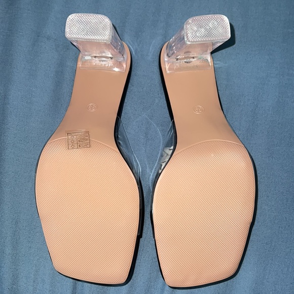 Clear strap chunky heels - Picture 6 of 8